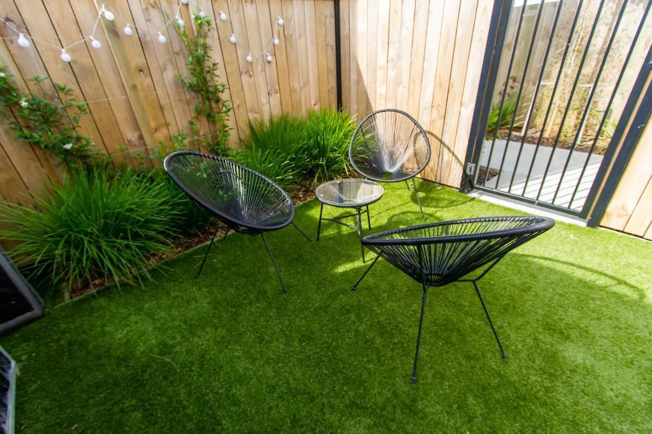 Hideout In Central Christchurch Apartment